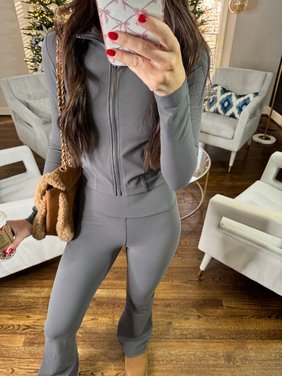 Elizabeth Grey Active Set