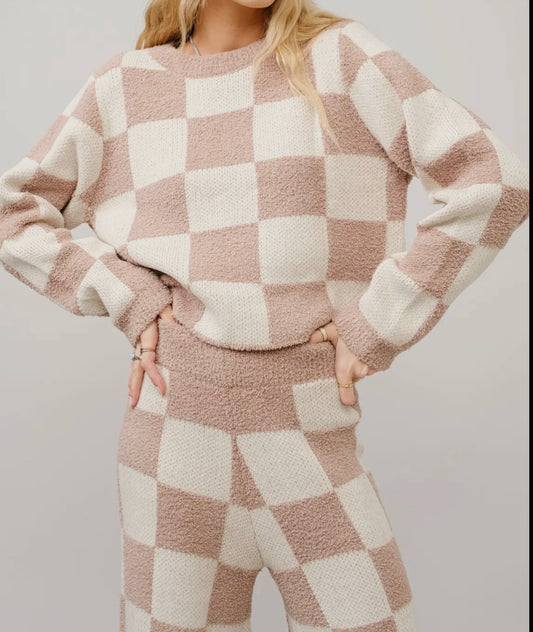 Cozy Checkered Set