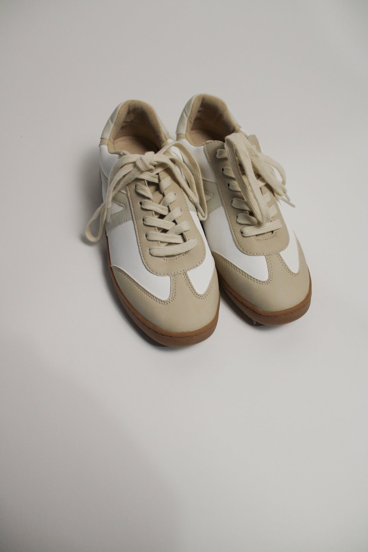 Blakelee Sneakers