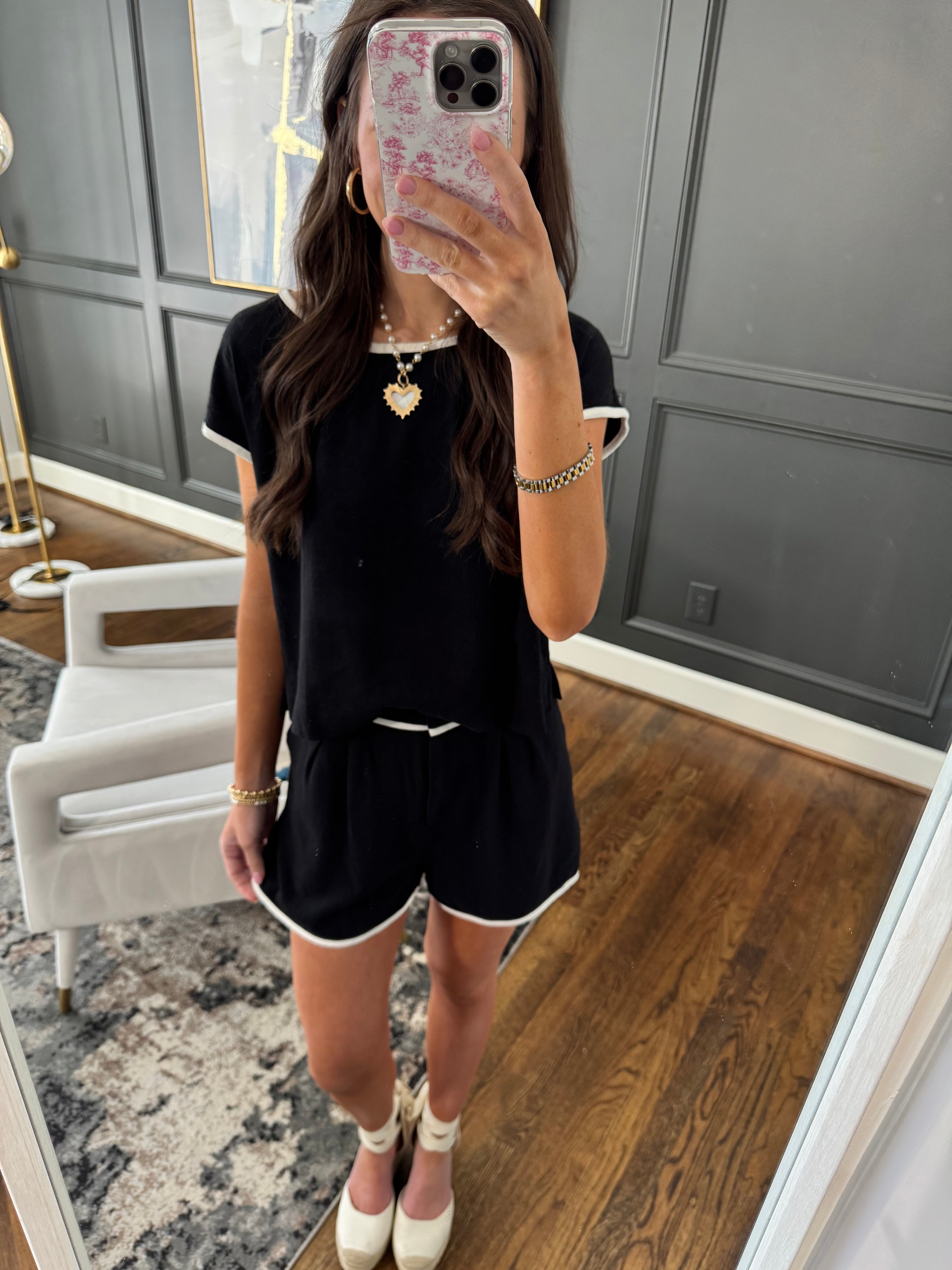 Black & White Linen Set