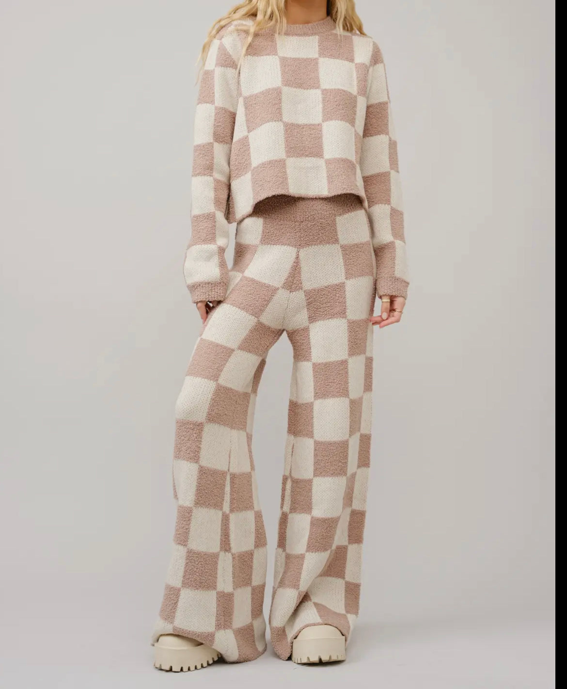 Cozy Checkered Set