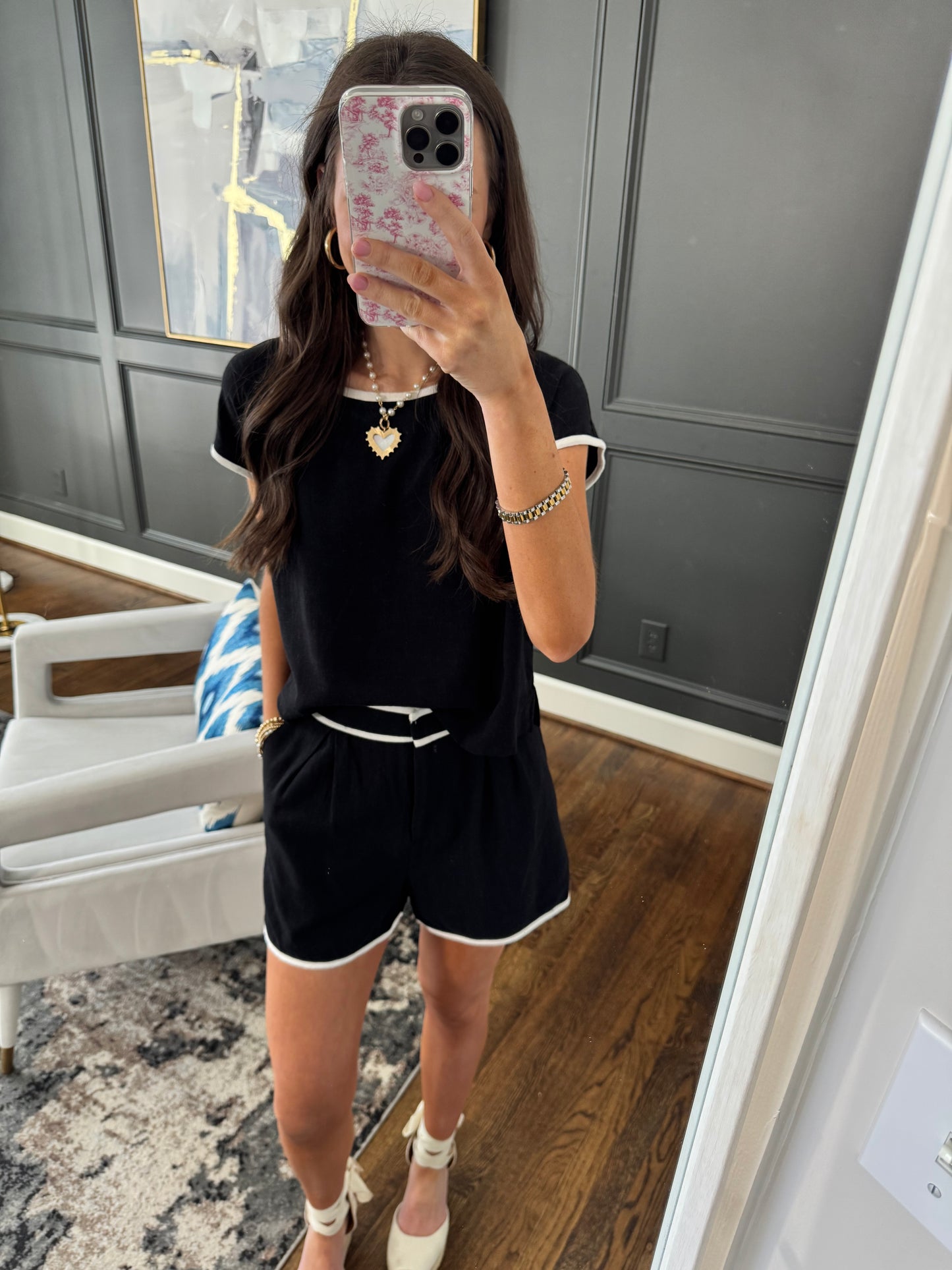 Black & White Linen Set
