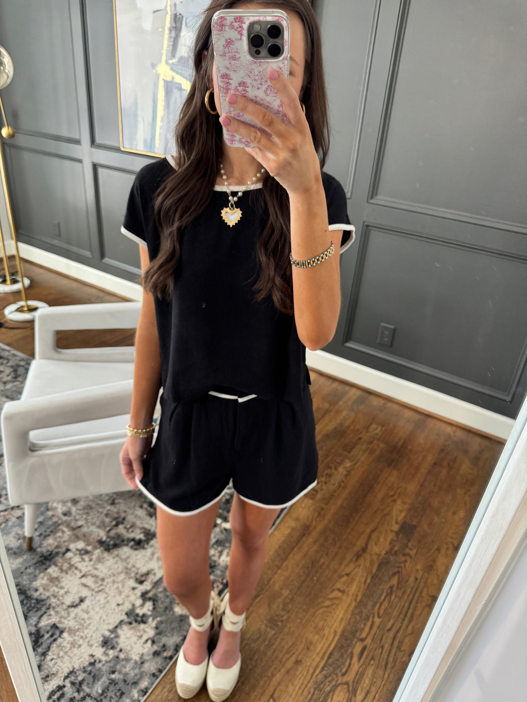 Black & White Linen Set