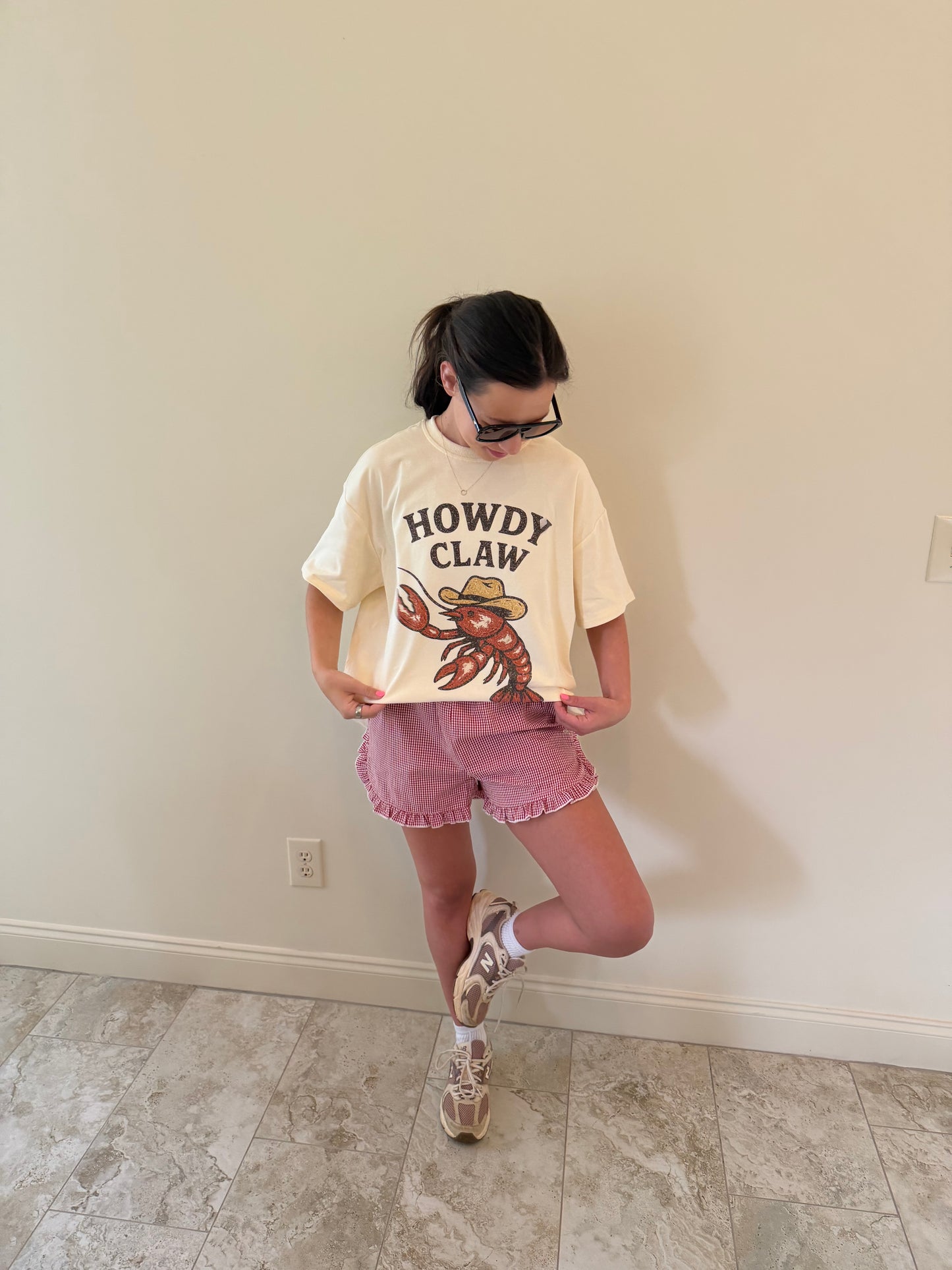 Howdy Claw Tee